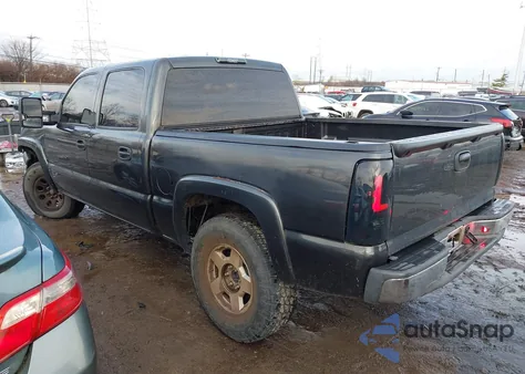 2004 Chevrolet Silverado 1500 Z71 z USA, uszkodzony, nr VIN 2GCEK13T641354823